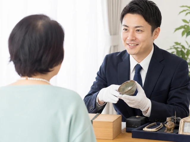 STEP3複数業者に査定を依頼するのイメージ